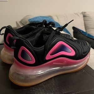Nike Air Max 720 Size 7Y